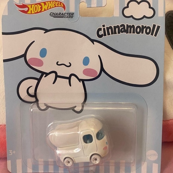 Hot Wheels Sanrio Character Car Set - Hello Kitty, Cinnamoroll, My Melody - Picture 4 of 8